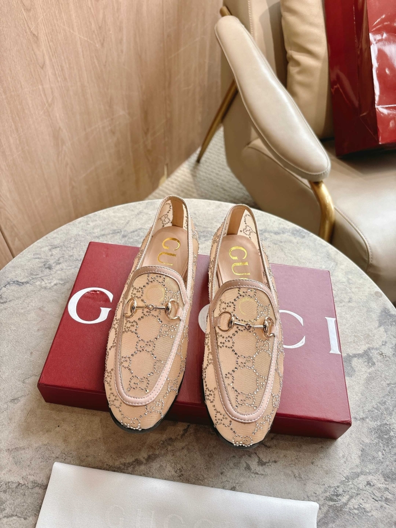 Gvc*1 flat shoes